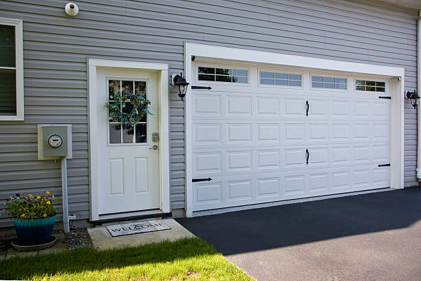 24/7 Emergency Garage Door Panel Replacement experts in Camp Croft, SC